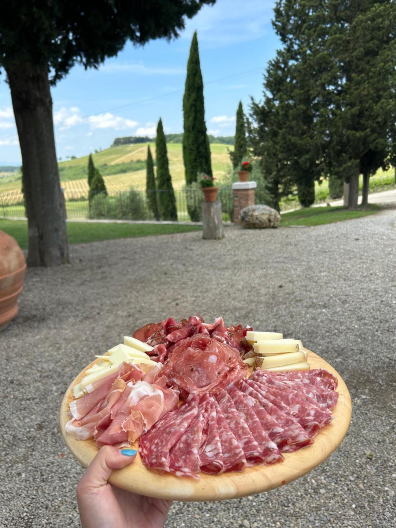 Agriturismo Casale Dello Sparviero Castellina in Chianti Exterior foto