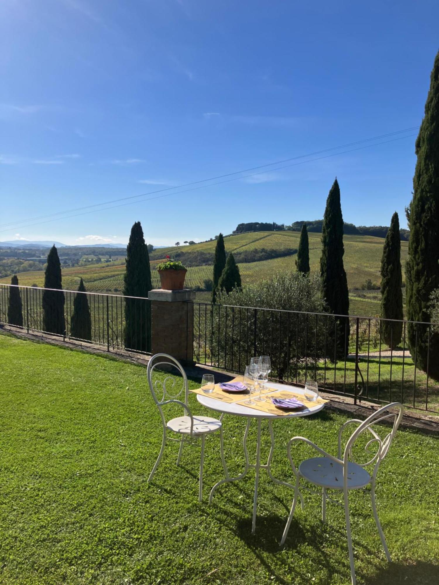 Agriturismo Casale Dello Sparviero Castellina in Chianti Exterior foto